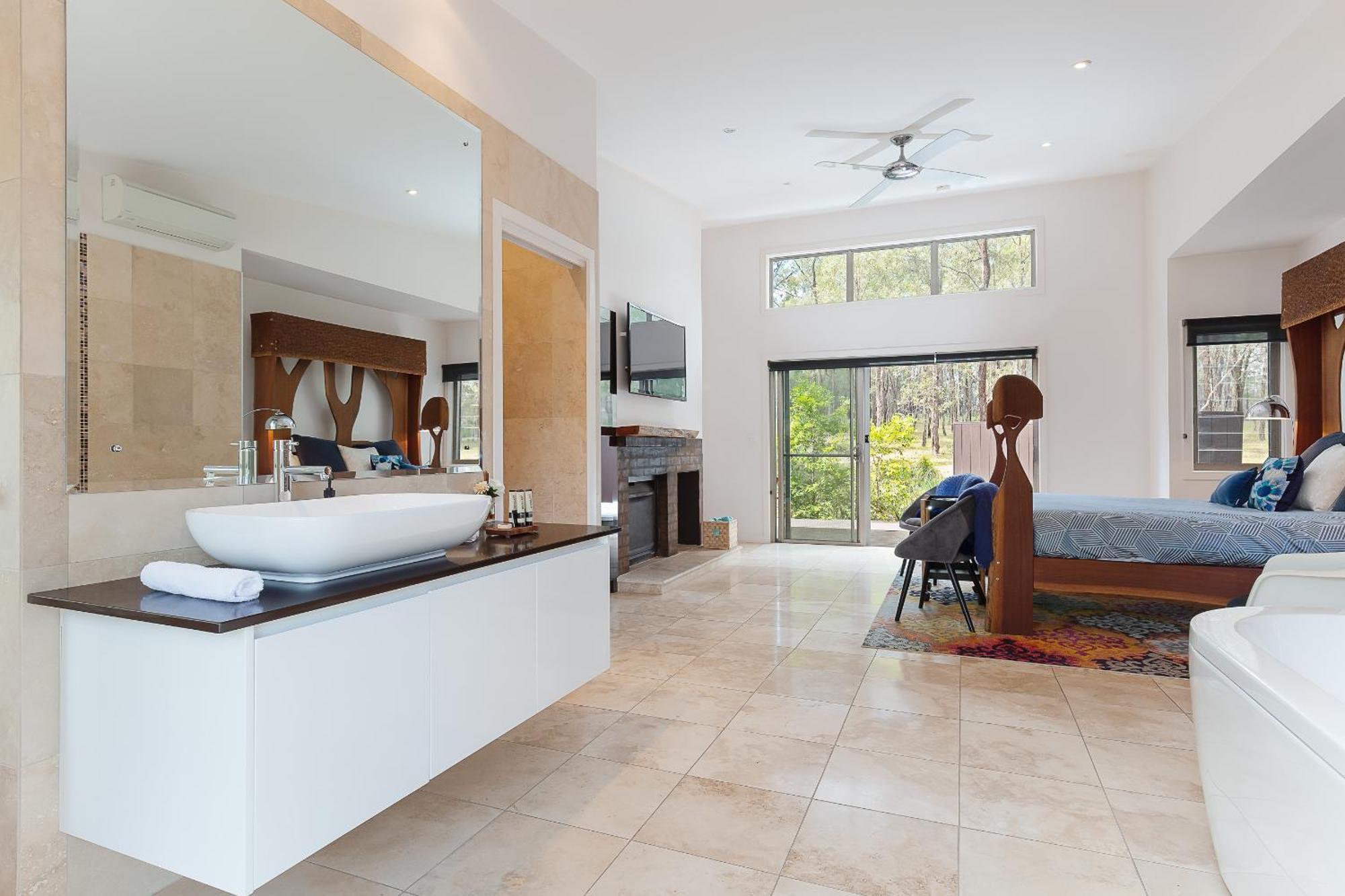 Deja Vu Estate Villa โพโคลบิน ภายนอก รูปภาพ