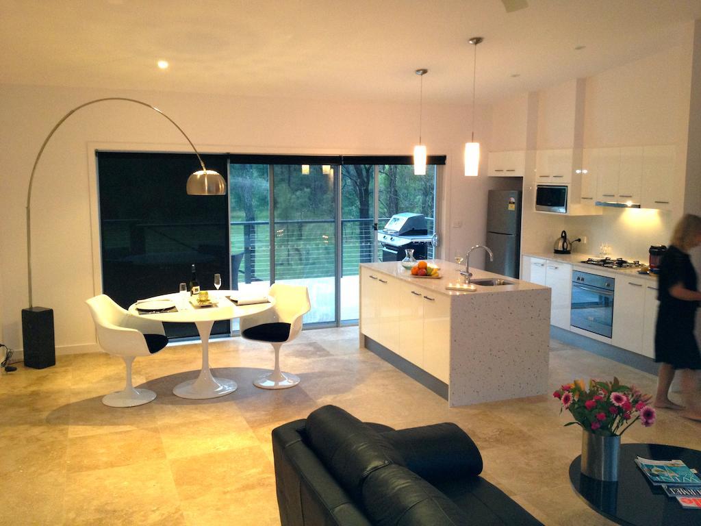 Deja Vu Estate Villa โพโคลบิน ห้อง รูปภาพ